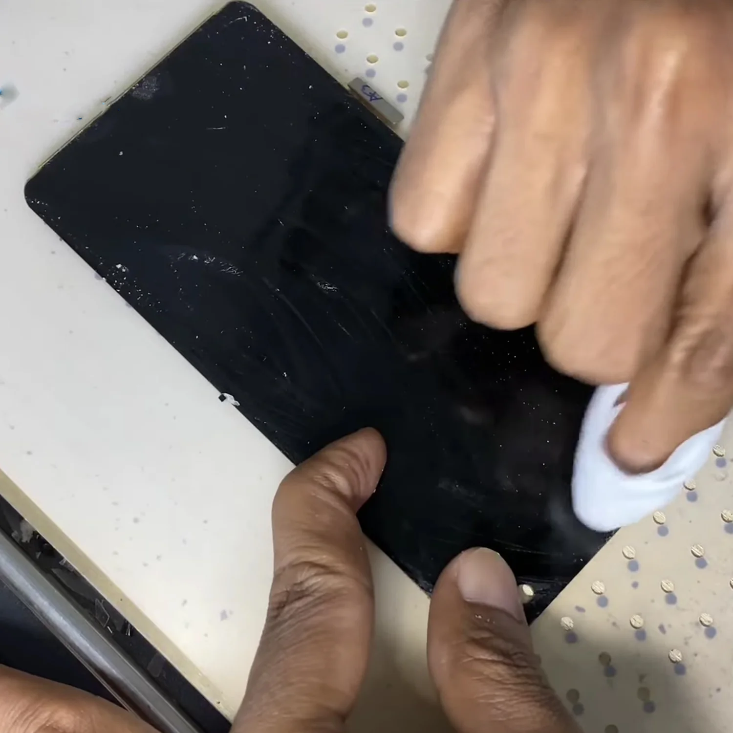 ep-kinh-samsung-galaxy-s10-plus-slide4