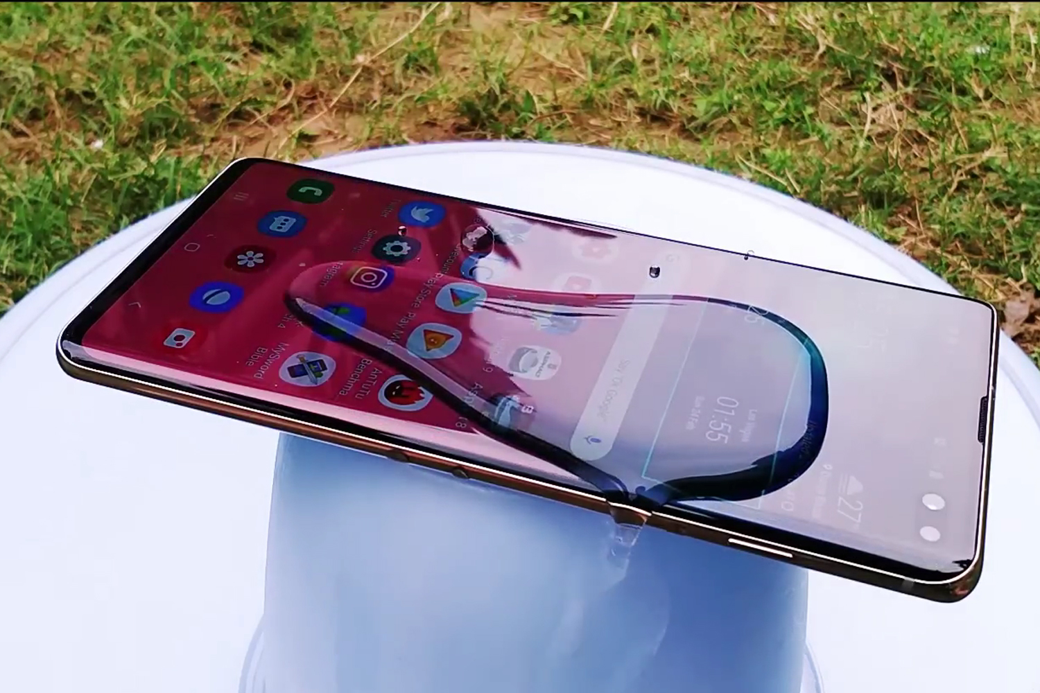 thay-camera-truoc-sau-samsung-galaxy-s10-nguyen-nhan