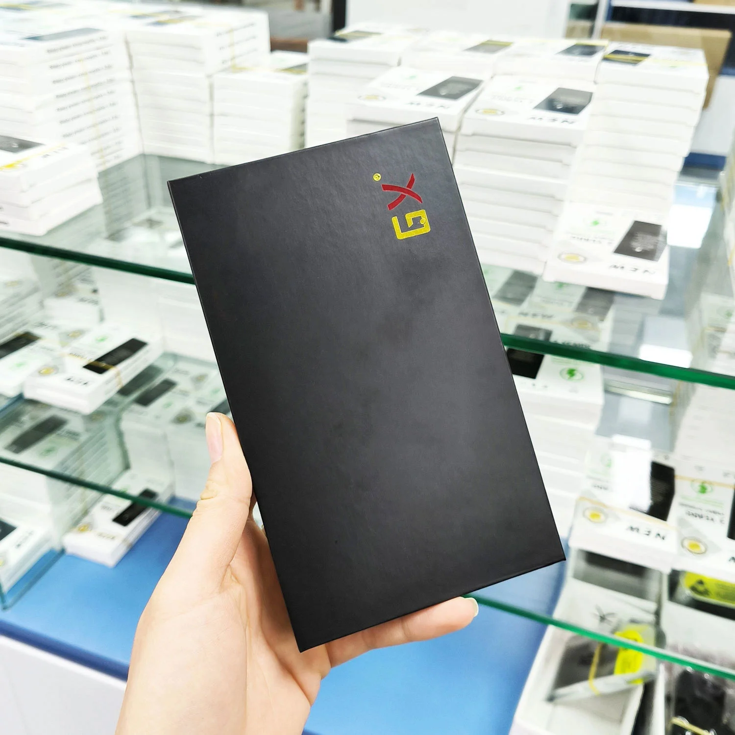 thay-man-hinh-iphone-11-pro-max-chinh-hang-2