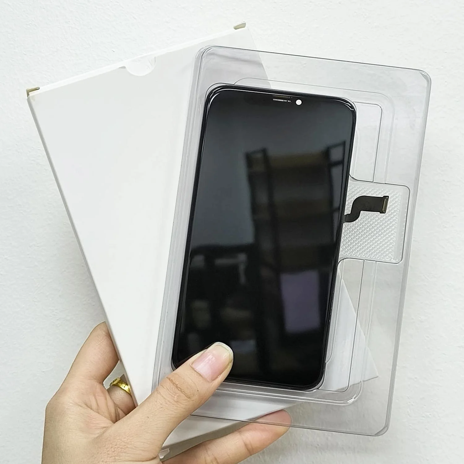 thay-man-hinh-iphone-12-mini-chinh-hang-2