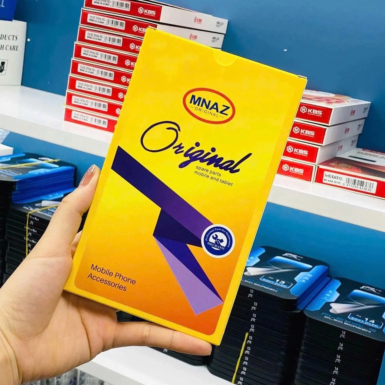 thay-man-hinh-iphone-16-pro-chinh-hang-3