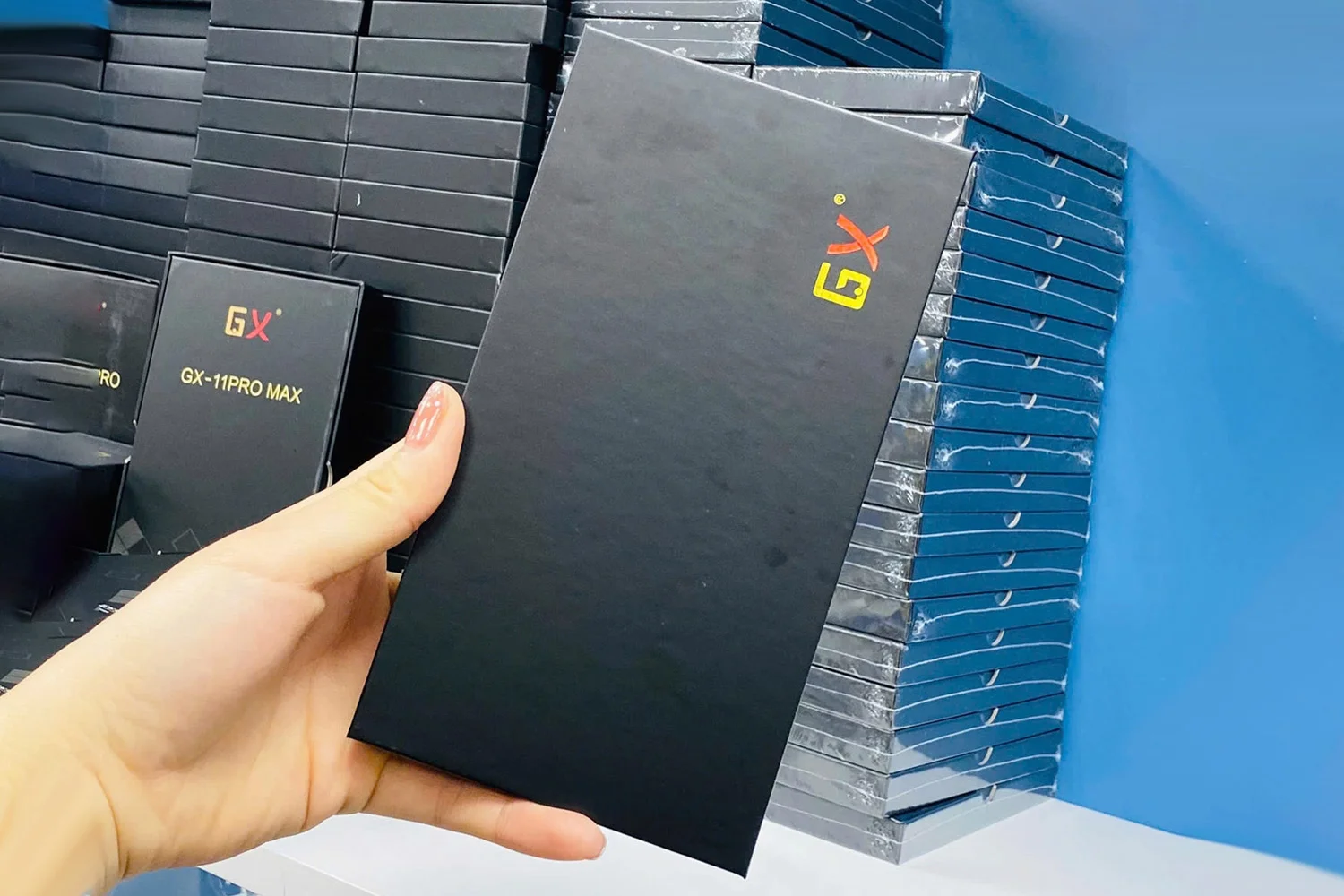 thay-man-hinh-iphone-17-pro-max-chinh-hang-thay-man-linh-kien