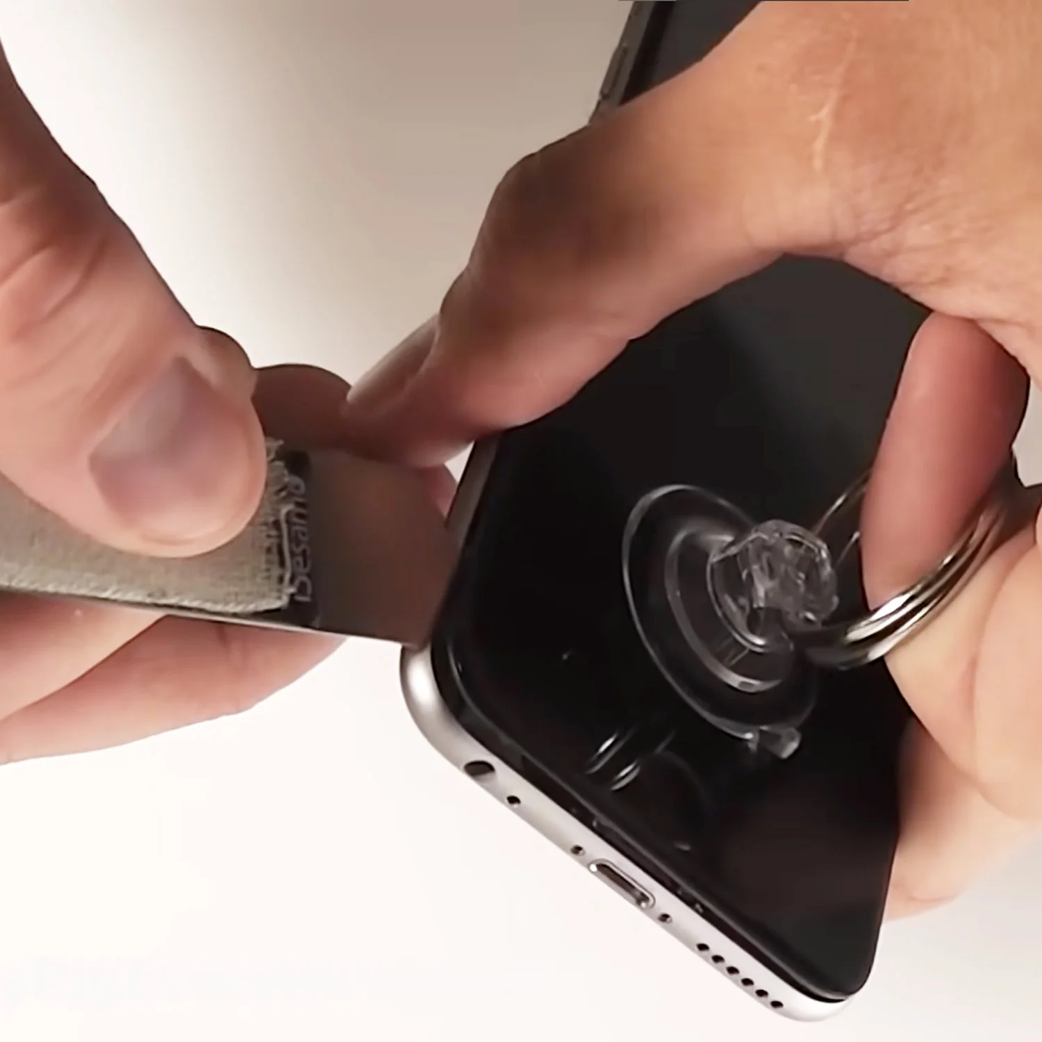 thay-man-hinh-iphone-6-chinh-hang-3