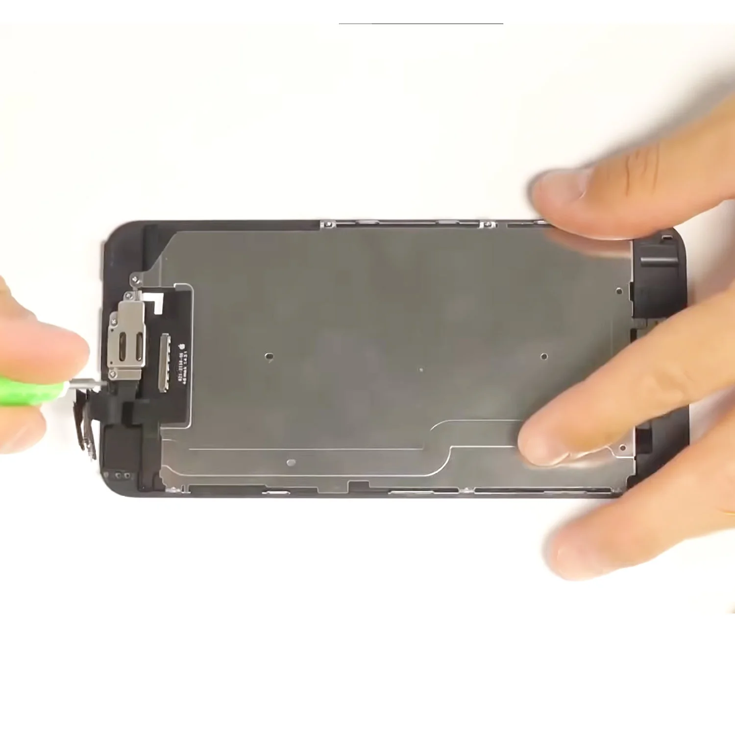 thay-man-hinh-iphone-6-plus-chinh-hang-5