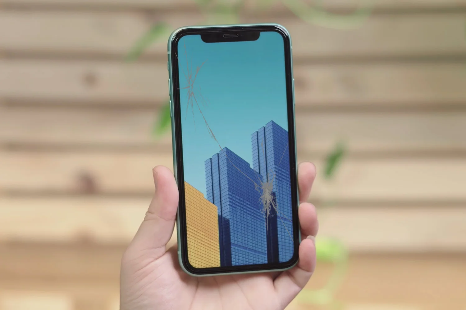 thay-mat-kinh-ep-kinh-iphone-11-chinh-hang.html-thay-kinh