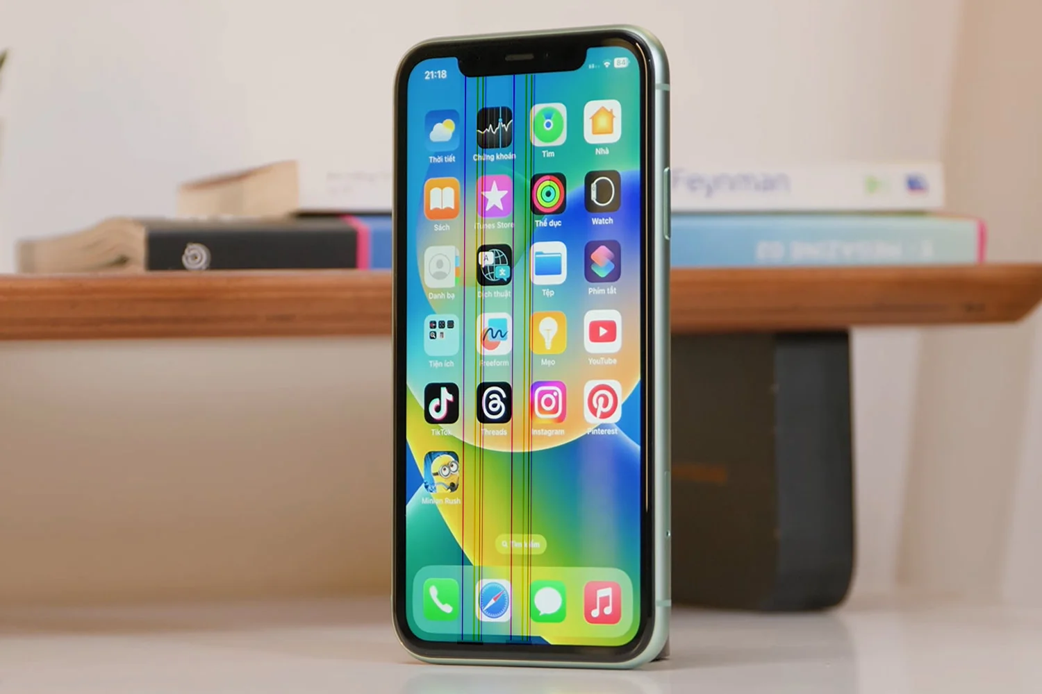 thay-mat-kinh-ep-kinh-iphone-11-chinh-hang.html-thay-man-hinh