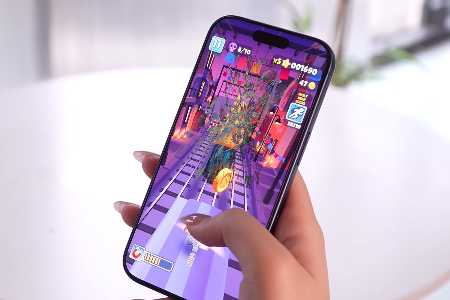 thay-mat-kinh-ep-kinh-iphone-17-pro-chinh-hang.html-thay-kinh