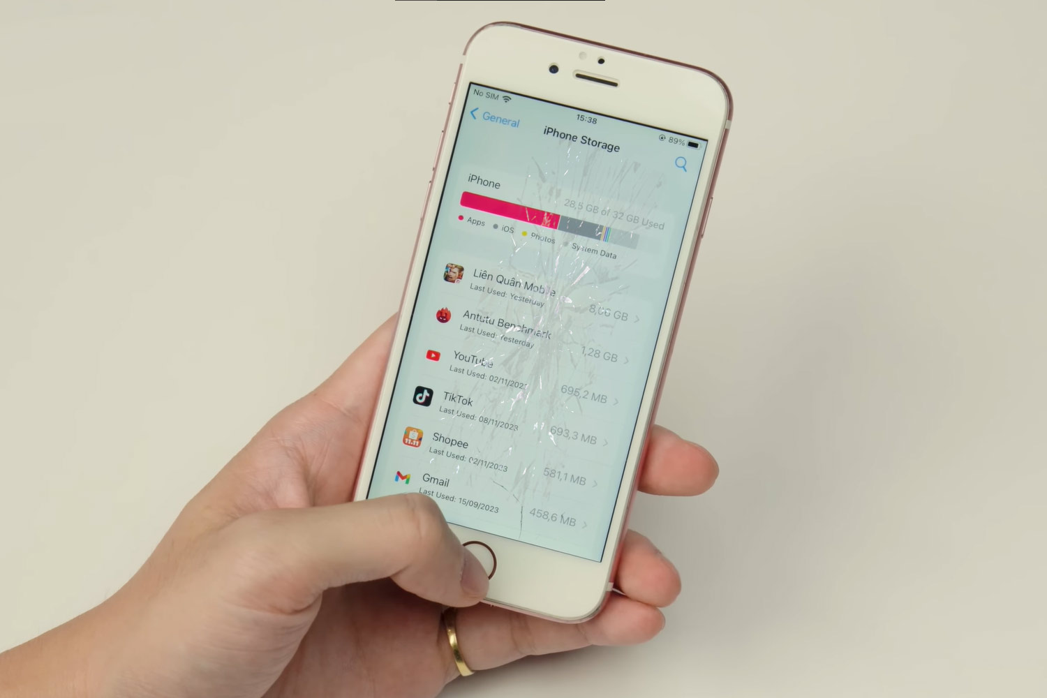 thay-mat-kinh-ep-kinh-iphone-6s-chinh-hang.html-thay-kinh