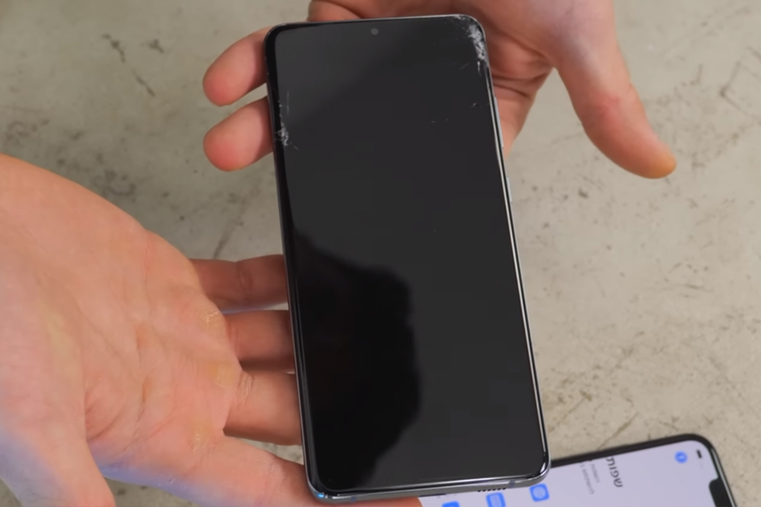 thay-mat-kinh-ep-kinh-samsung-galaxy-s20-ultra-dau-hieu