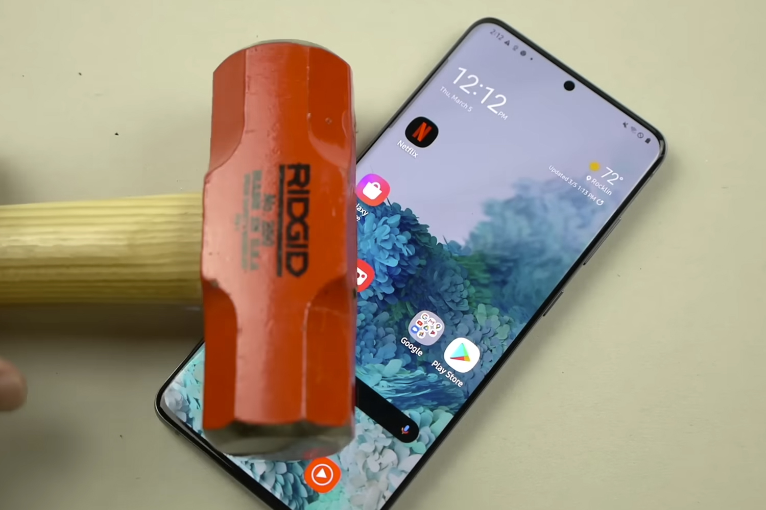 thay-mat-kinh-ep-kinh-samsung-galaxy-s20-ultra-nguyen-nhan