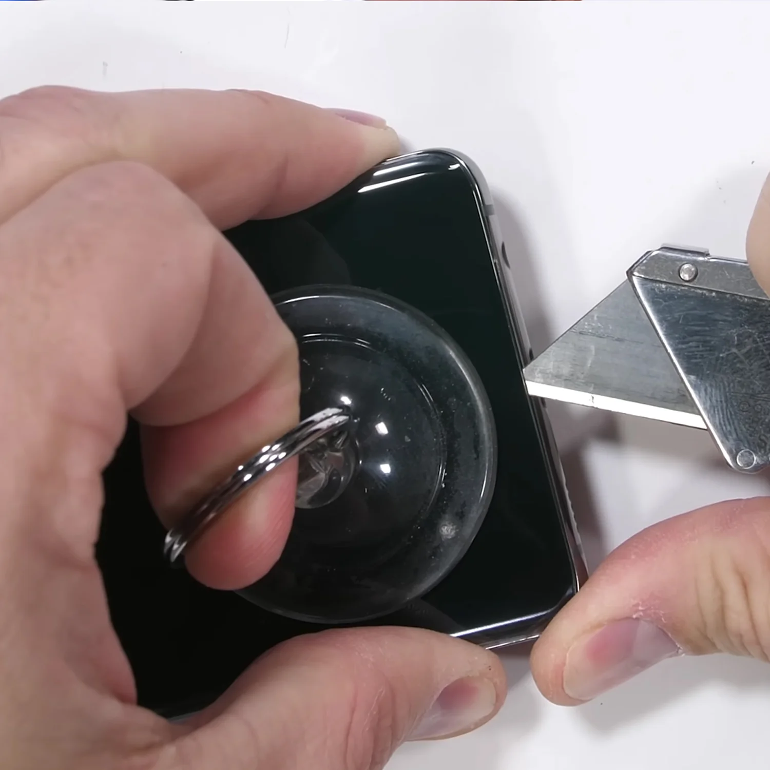 thay-pin-samsung-galaxy-s10-slide2