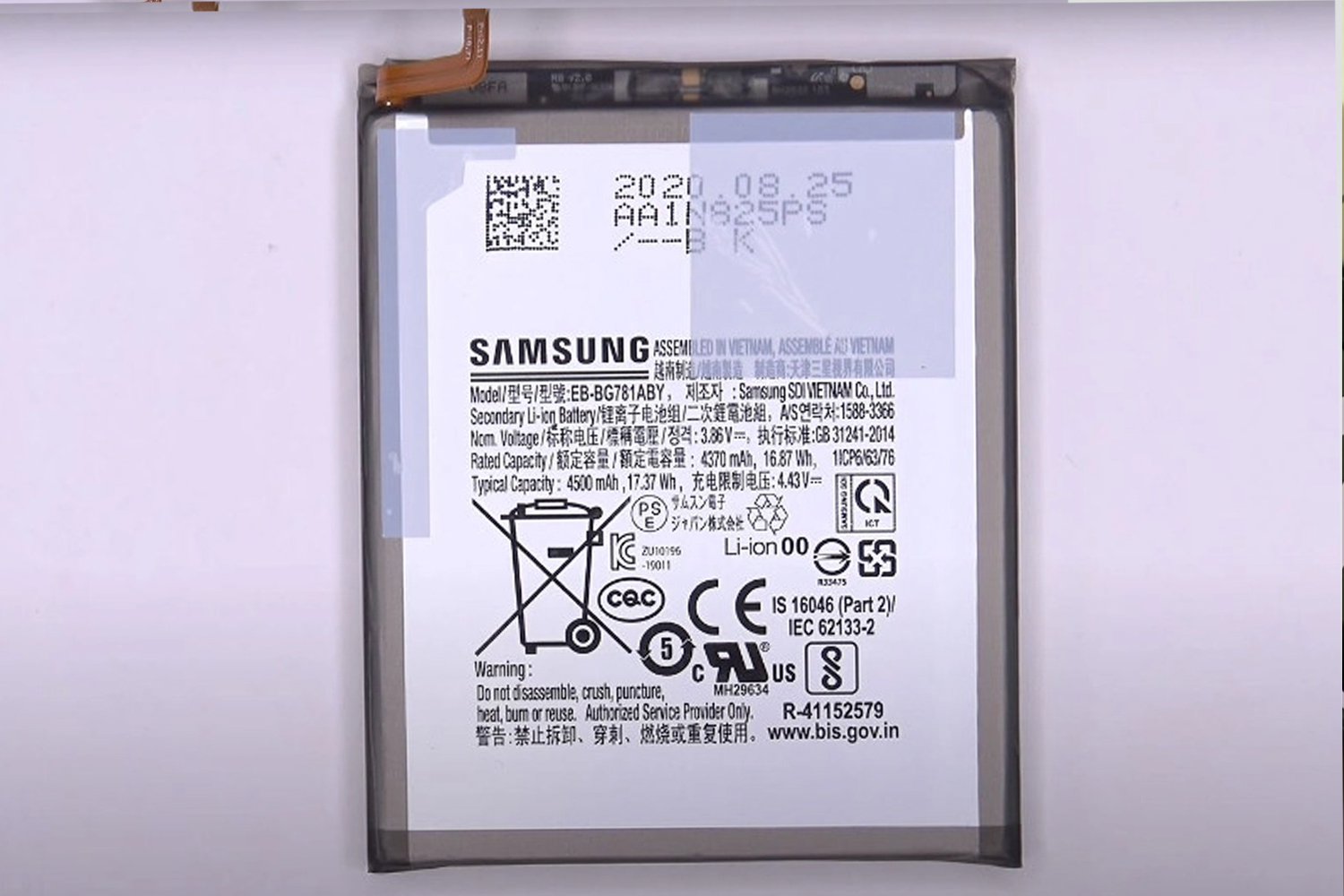 thay-pin-samsung-galaxy-s20-fe-pin-zin