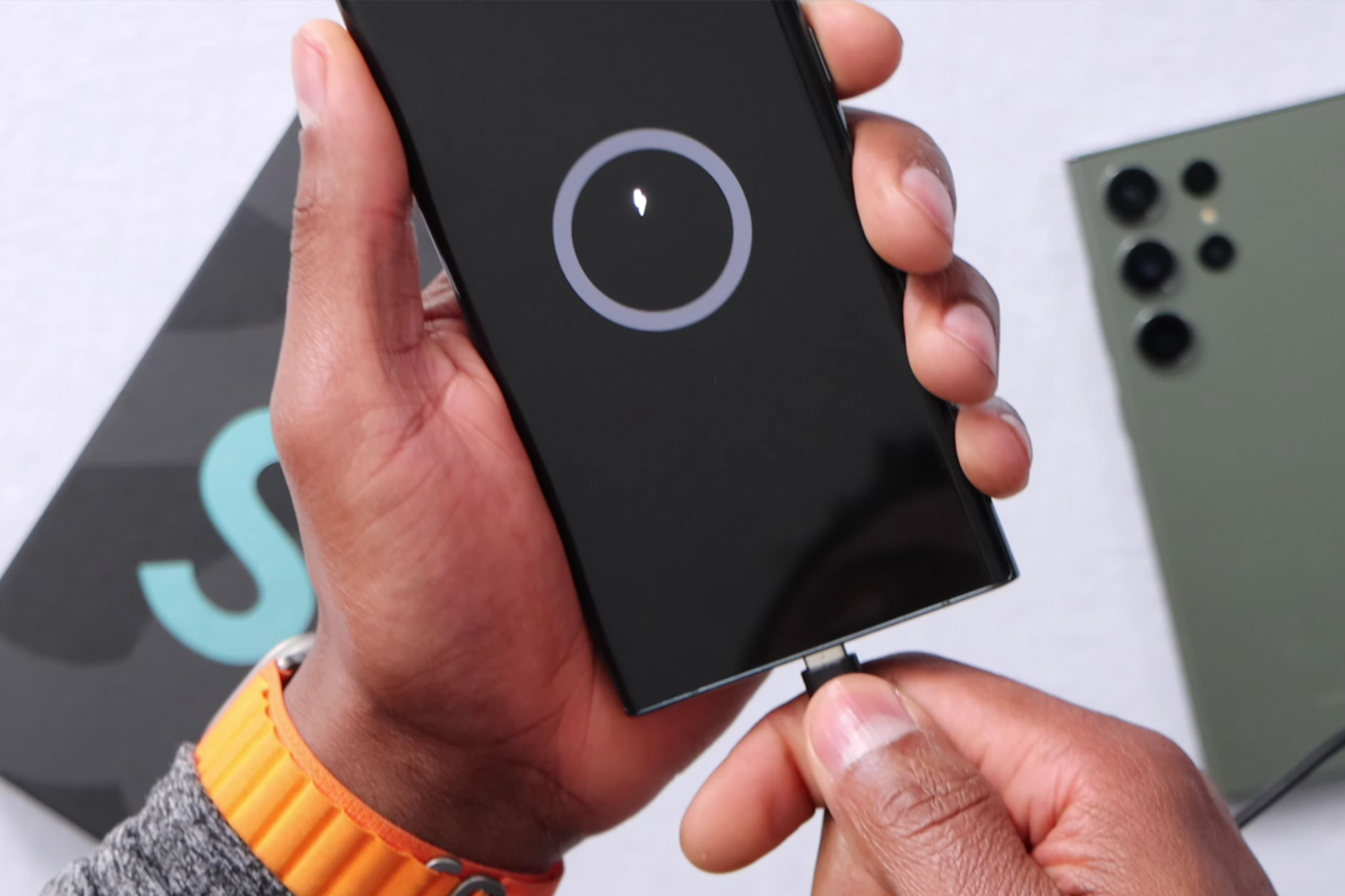 thay-pin-samsung-galaxy-s21-chinh-hang-dau-hieu